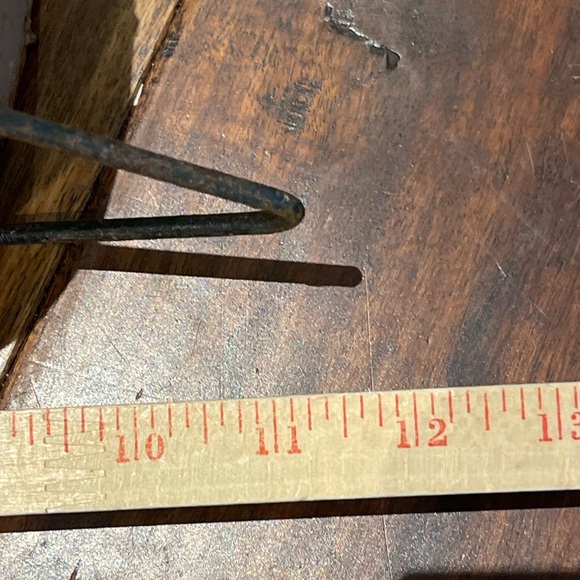 - Metal Yard Art Rustic Travel Trailer w/ wings hanging bird feeder Outdoor‎ - Picture 8 of 10